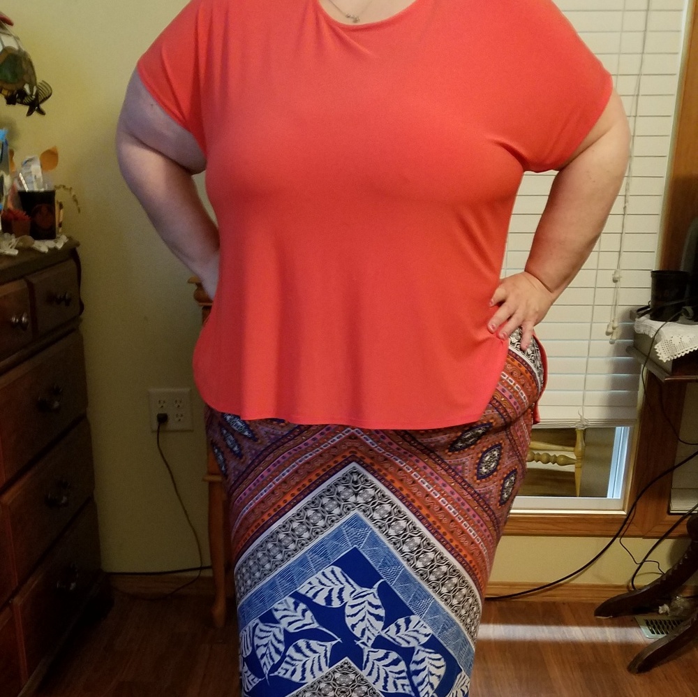 Maxi skirt and matching top size 26/28